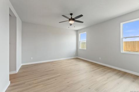 13527 Henri Castro Way San Antonio TX 78253