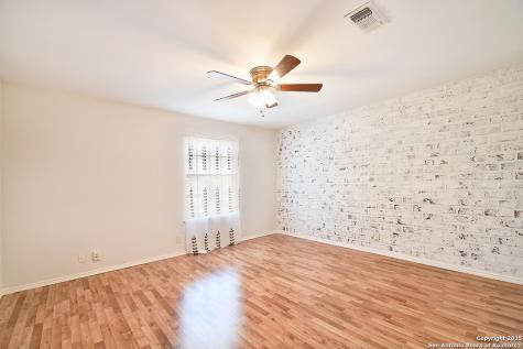 9722 Berryville San Antonio TX 78245