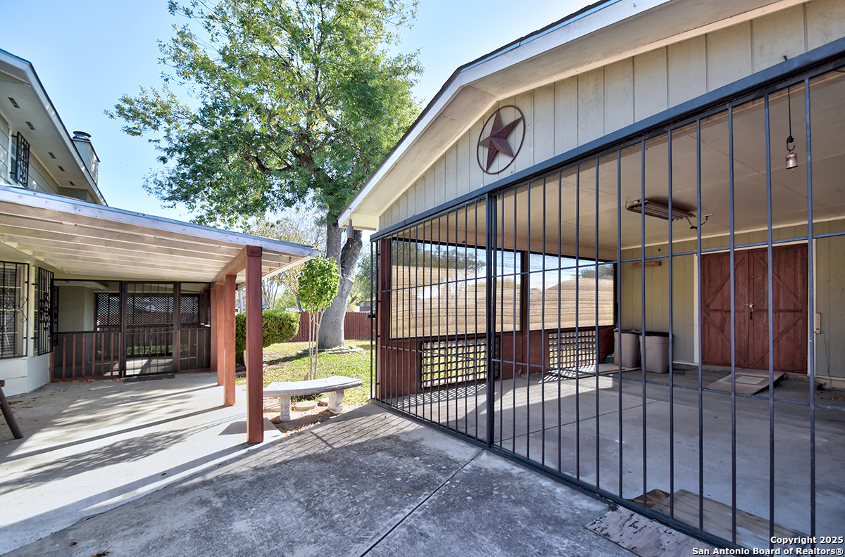 9722 Berryville San Antonio TX 78245