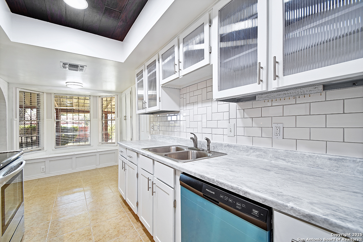 9722 Berryville San Antonio TX 78245