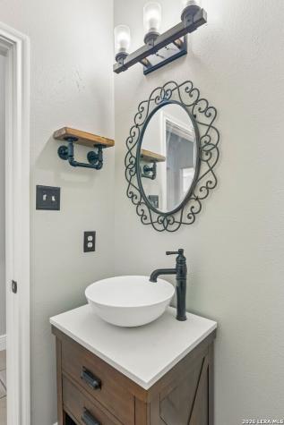 6542 Amber Oak San Antonio TX 78249