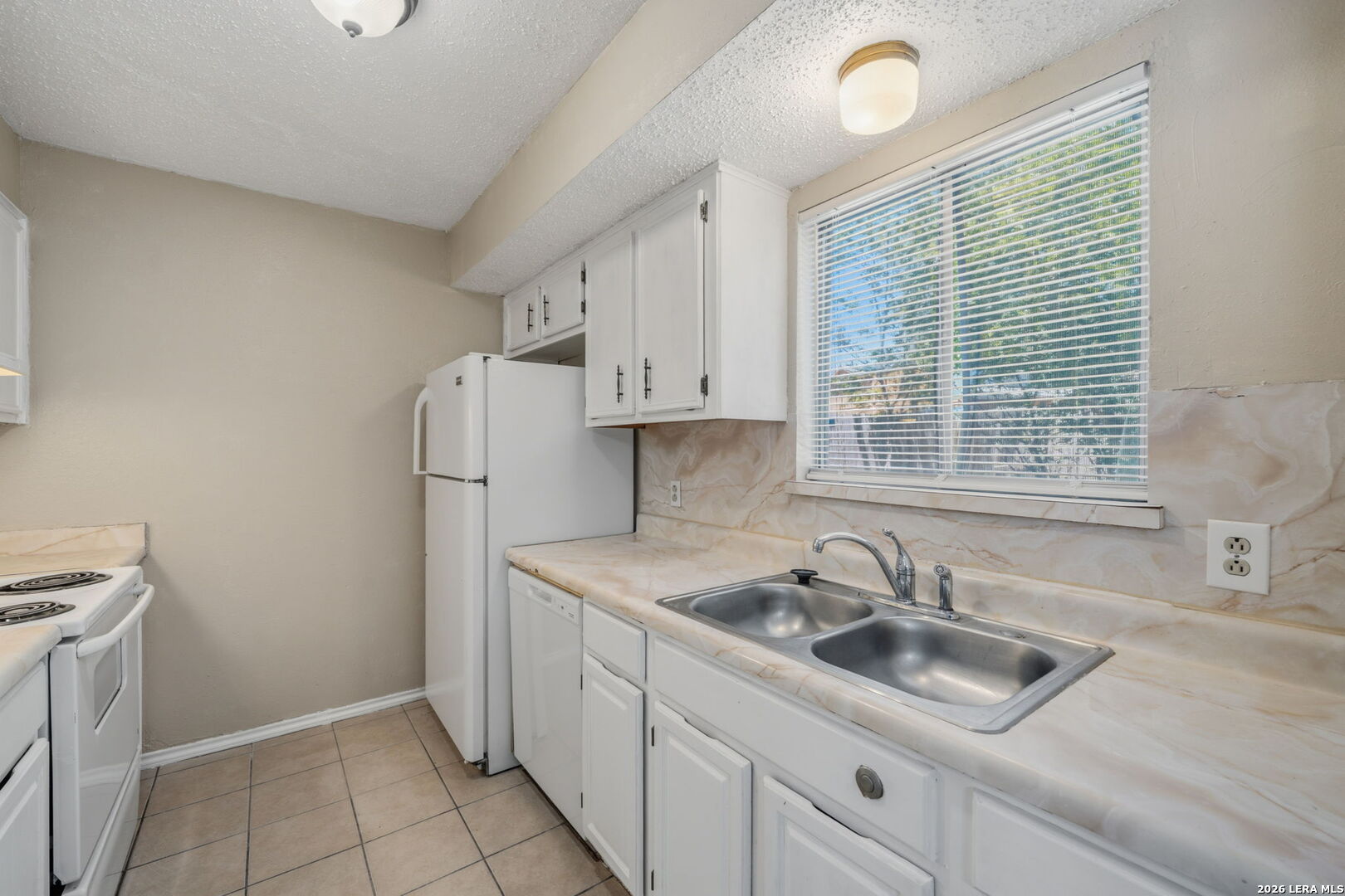 3614 Candleridge Drive San Antonio TX 78244