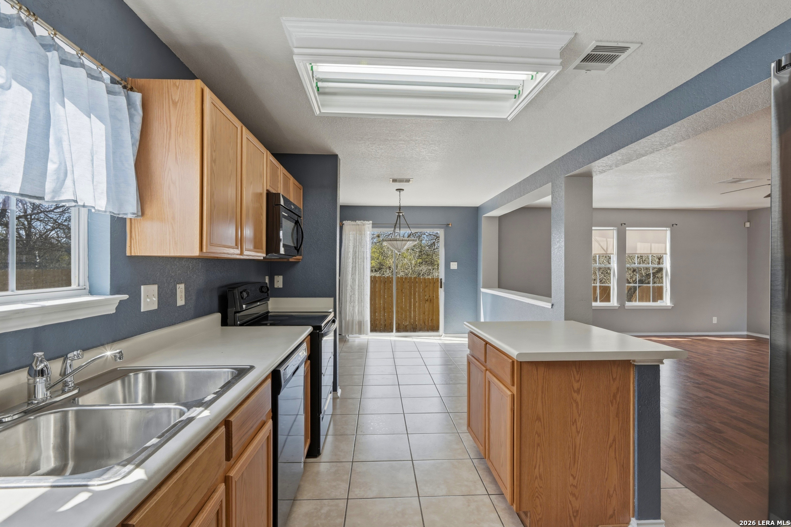 7443 Saddle Bend San Antonio TX 78238
