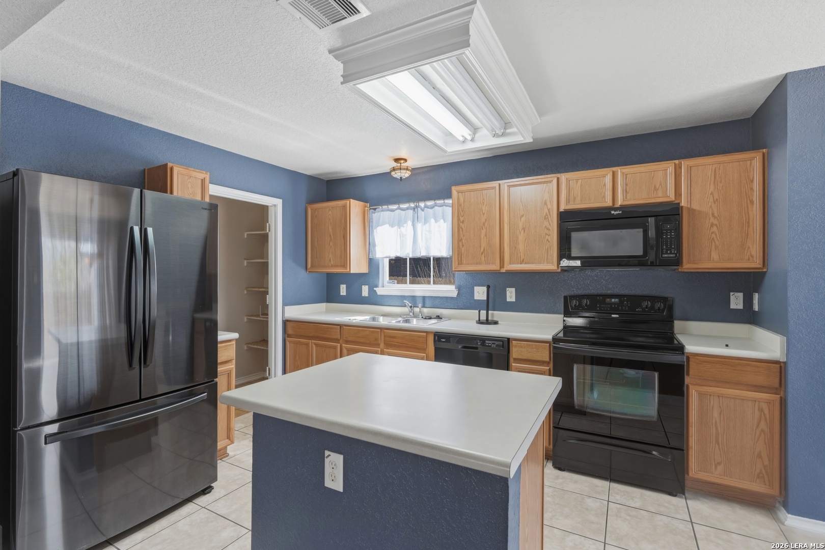 7443 Saddle Bend San Antonio TX 78238