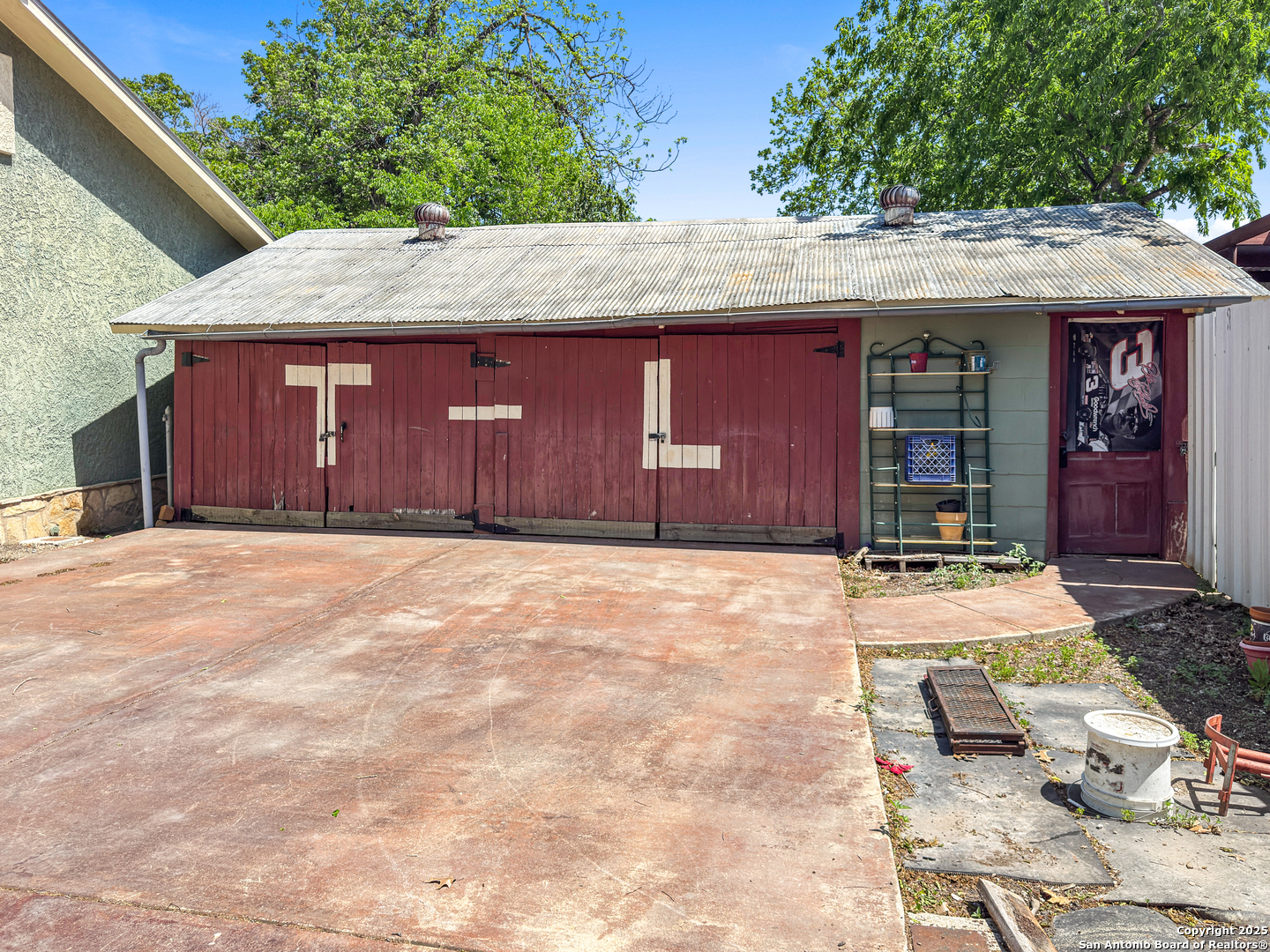1175 W Coll New Braunfels TX 78130