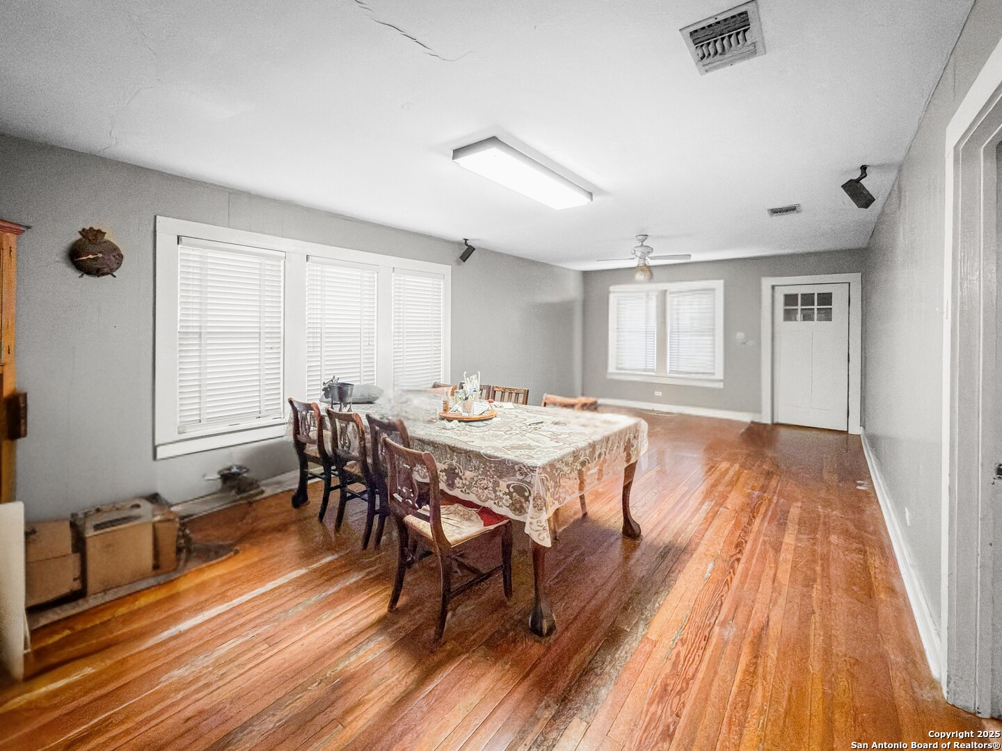 1175 W Coll New Braunfels TX 78130