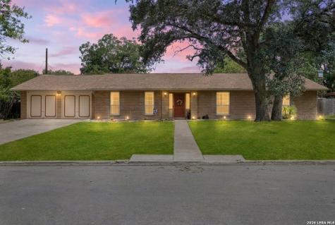 421 Windcrest Drive Windcrest TX 78239