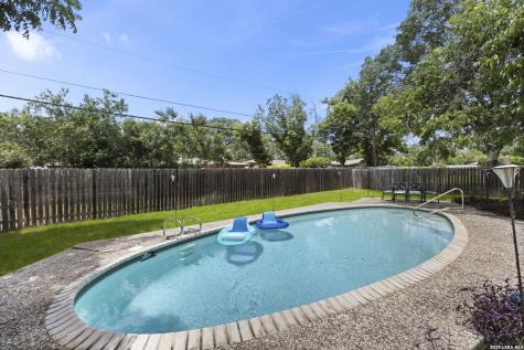 421 Windcrest Drive Windcrest TX 78239