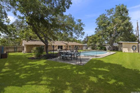 421 Windcrest Drive Windcrest TX 78239