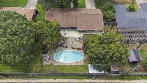 421 Windcrest Drive Windcrest TX 78239