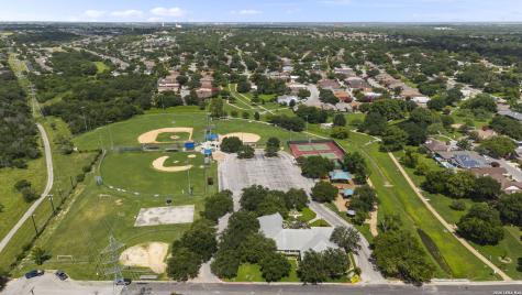 421 Windcrest Drive Windcrest TX 78239