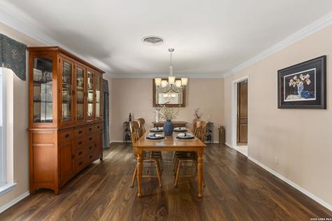 421 Windcrest Drive Windcrest TX 78239