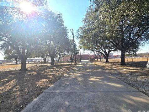 18970 W Fm 2790 Lytle TX 78052