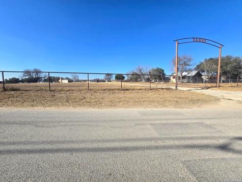 18970 W Fm 2790 Lytle TX 78052