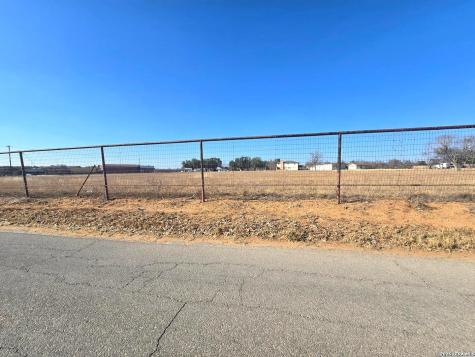 18970 W Fm 2790 Lytle TX 78052