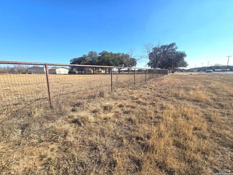 18970 W Fm 2790 Lytle TX 78052