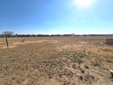 18970 W Fm 2790 Lytle TX 78052