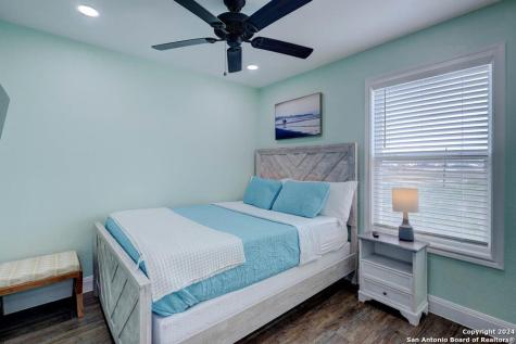 371 Misty Oak Rockport TX 78382
