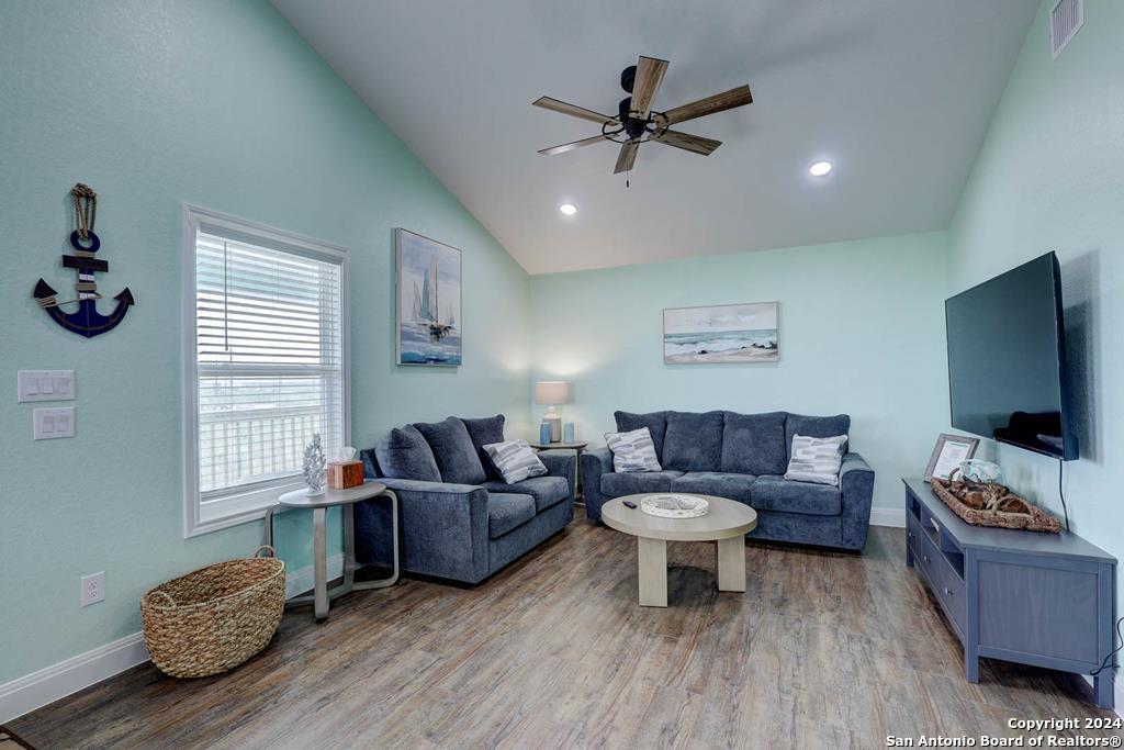 371 Misty Oak Rockport TX 78382