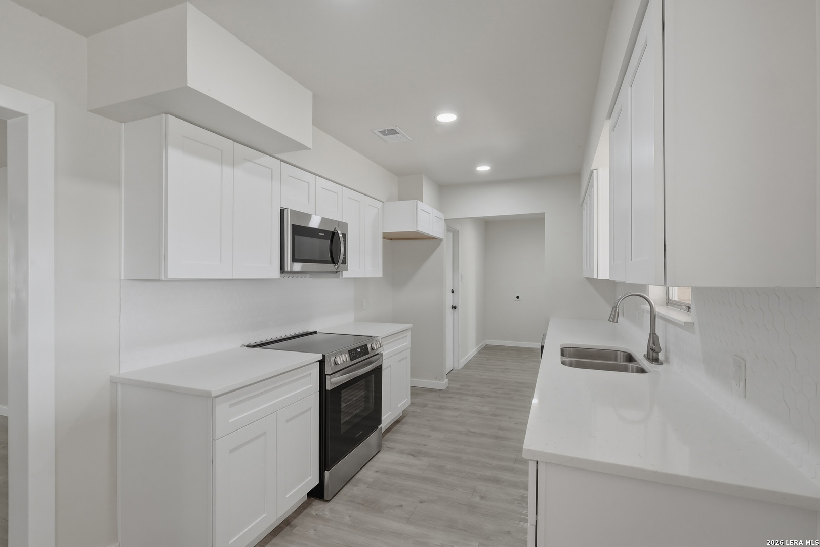 8702 Dudley San Antonio TX 78230