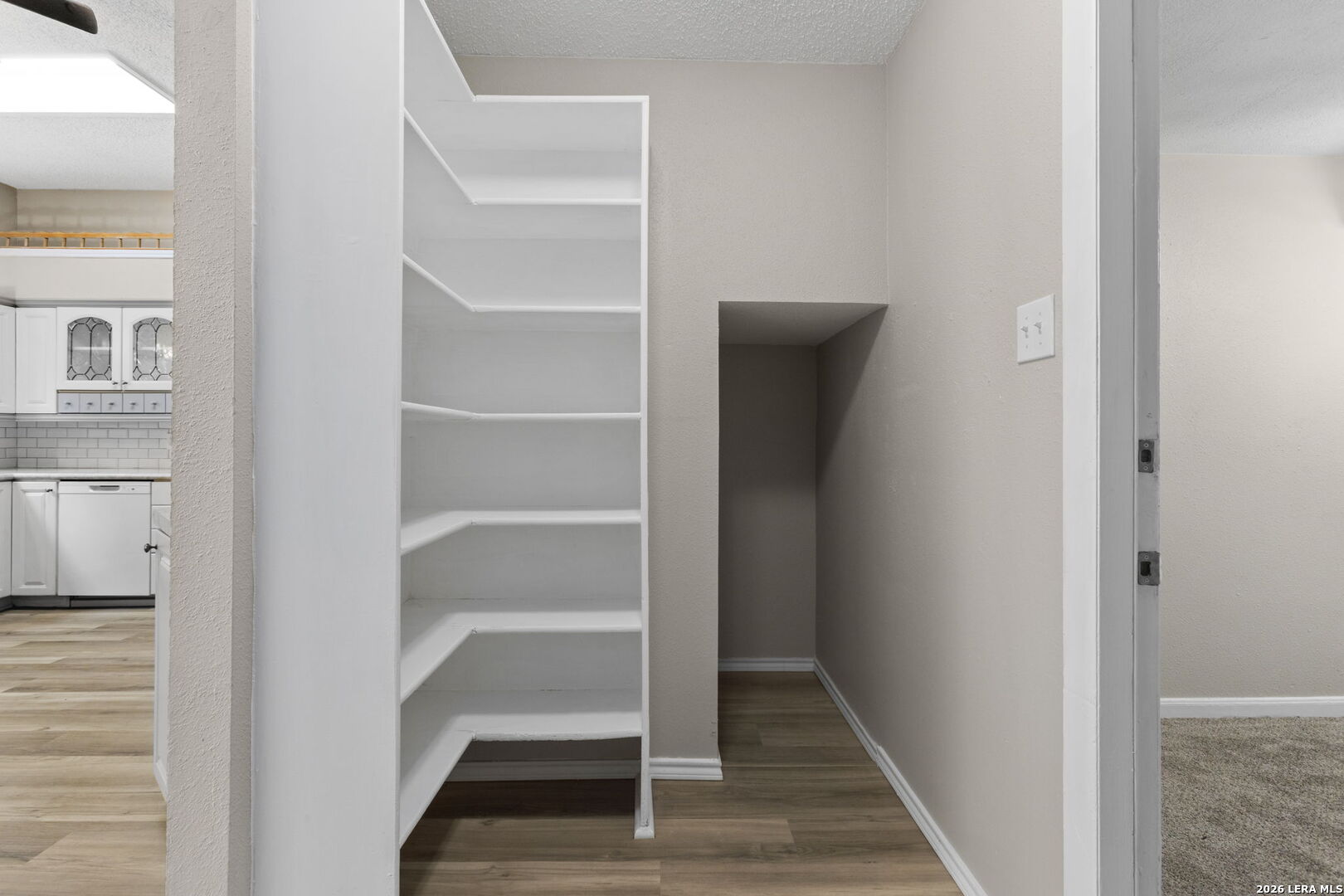 6146 Valley Cliff San Antonio TX 78250