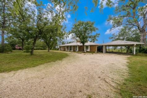 4875 Mount Olive Road Adkins TX 78101