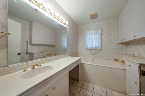 4875 Mount Olive Road Adkins TX 78101