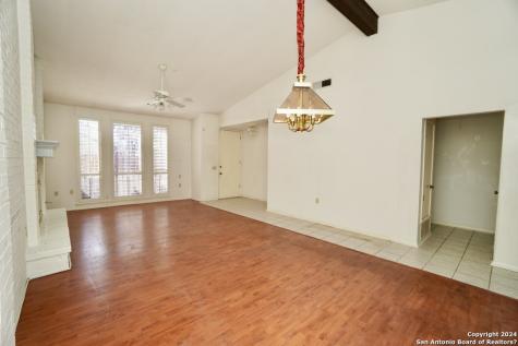 9002 Wickfield Street San Antonio TX 78217
