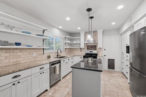 407 Fantasia Street San Antonio TX 78216