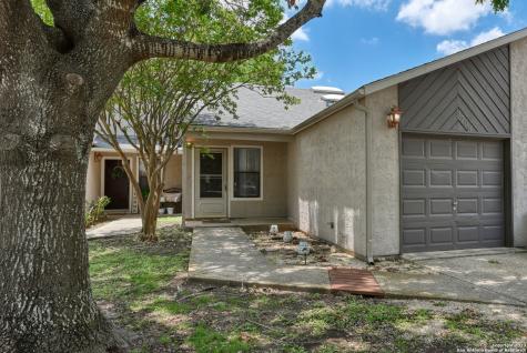 8708 Stream Cross San Antonio TX 78250