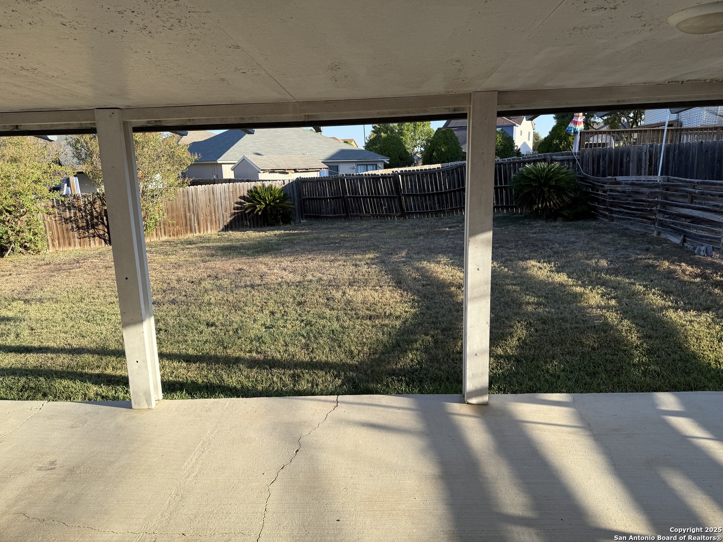 8015 Chestnut Gate Converse TX 78109