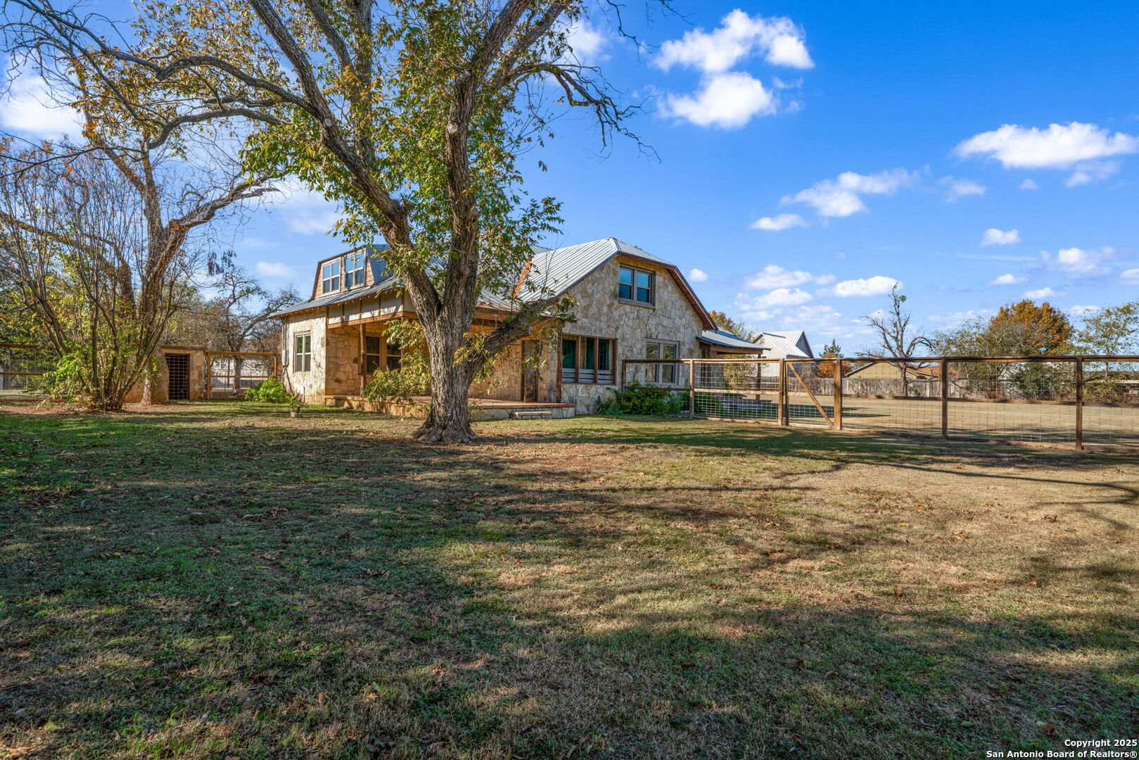 108 Oak Bluff Boerne TX 78006