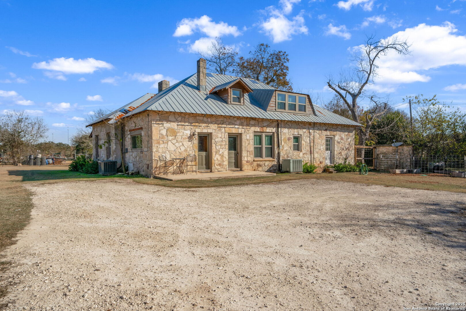 108 Oak Bluff Boerne TX 78006