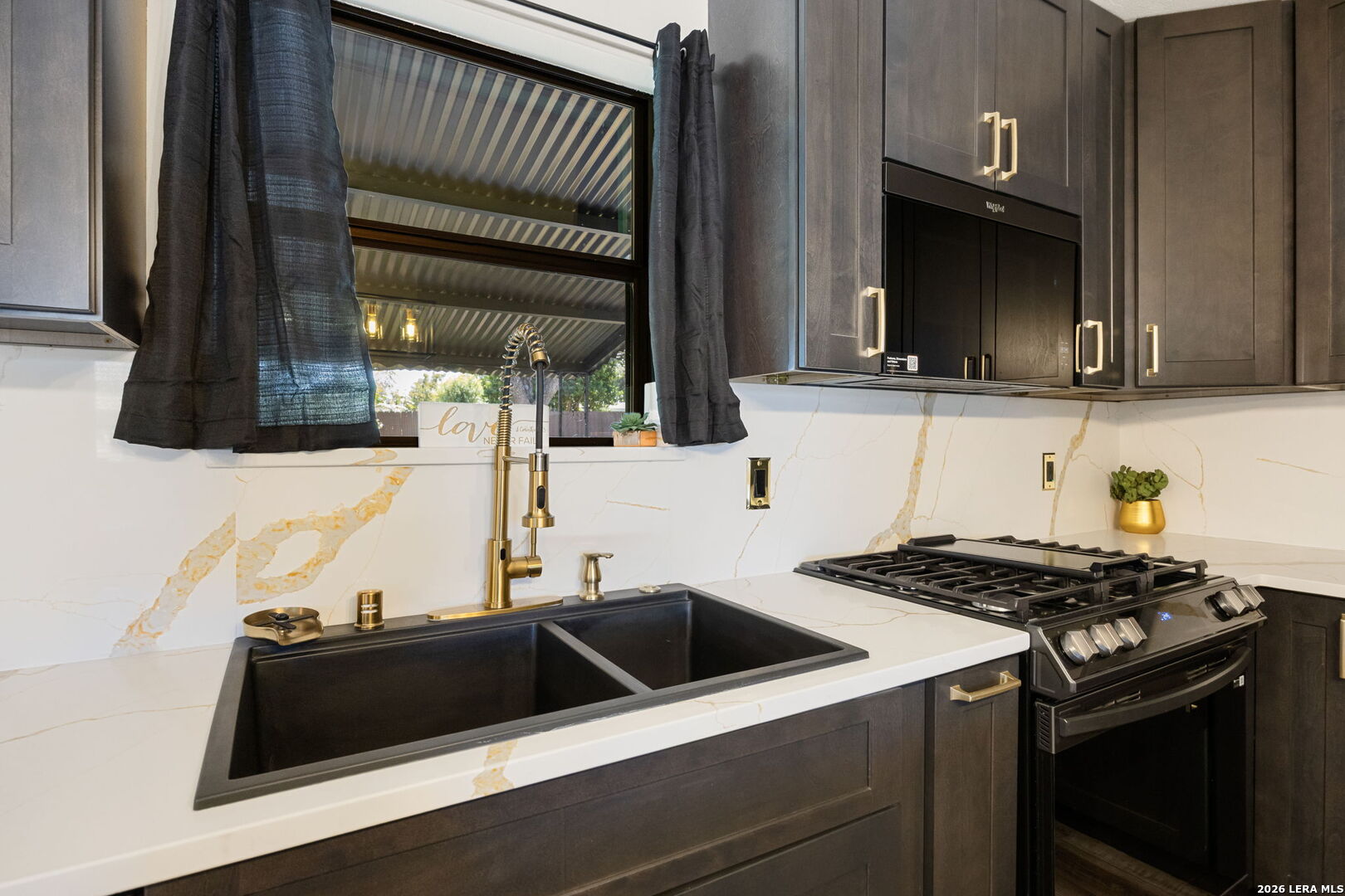 454 Sandalwood San Antonio TX 78216