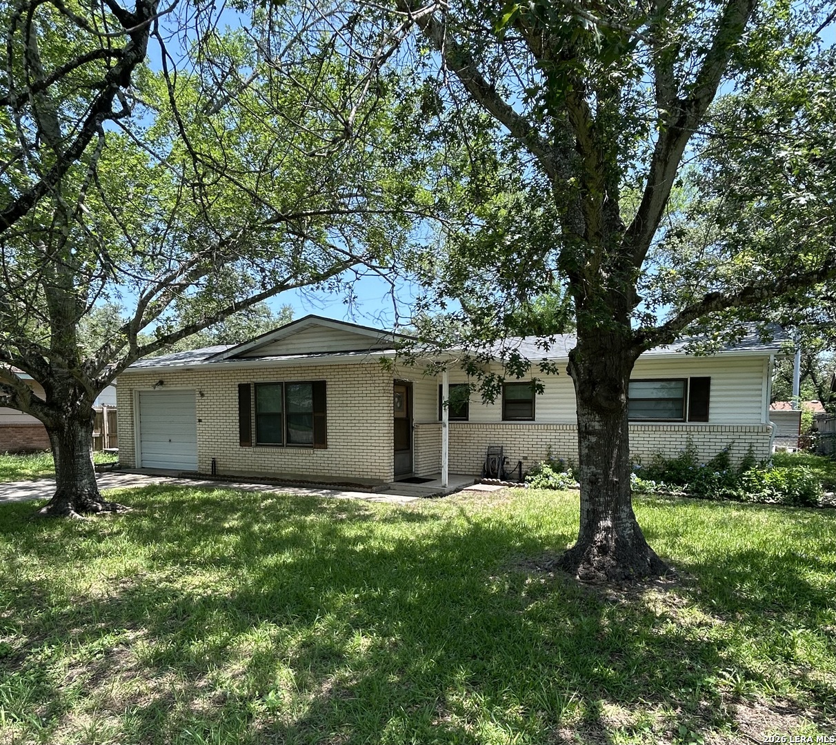 134 Rosewood Drive Universal City TX 78148