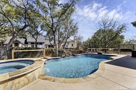 1635 Lookout Point San Antonio TX 78260