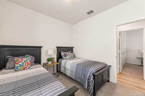 14902 Ardilla San Antonio TX 78217