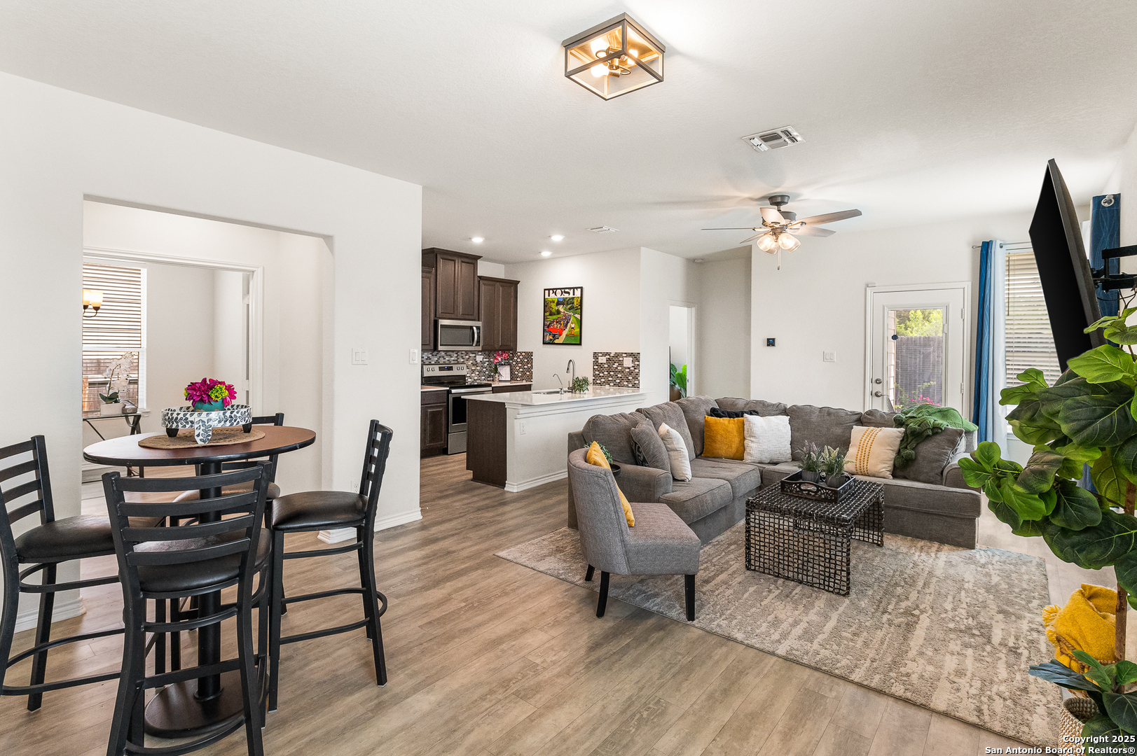 14902 Ardilla San Antonio TX 78217