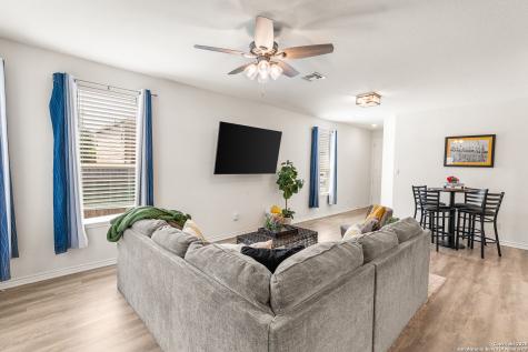 14902 Ardilla San Antonio TX 78217