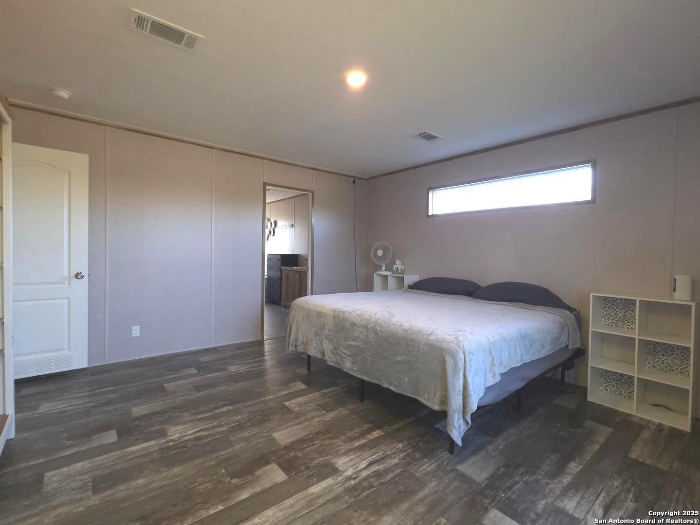 290 River Park Road Luling TX 78648
