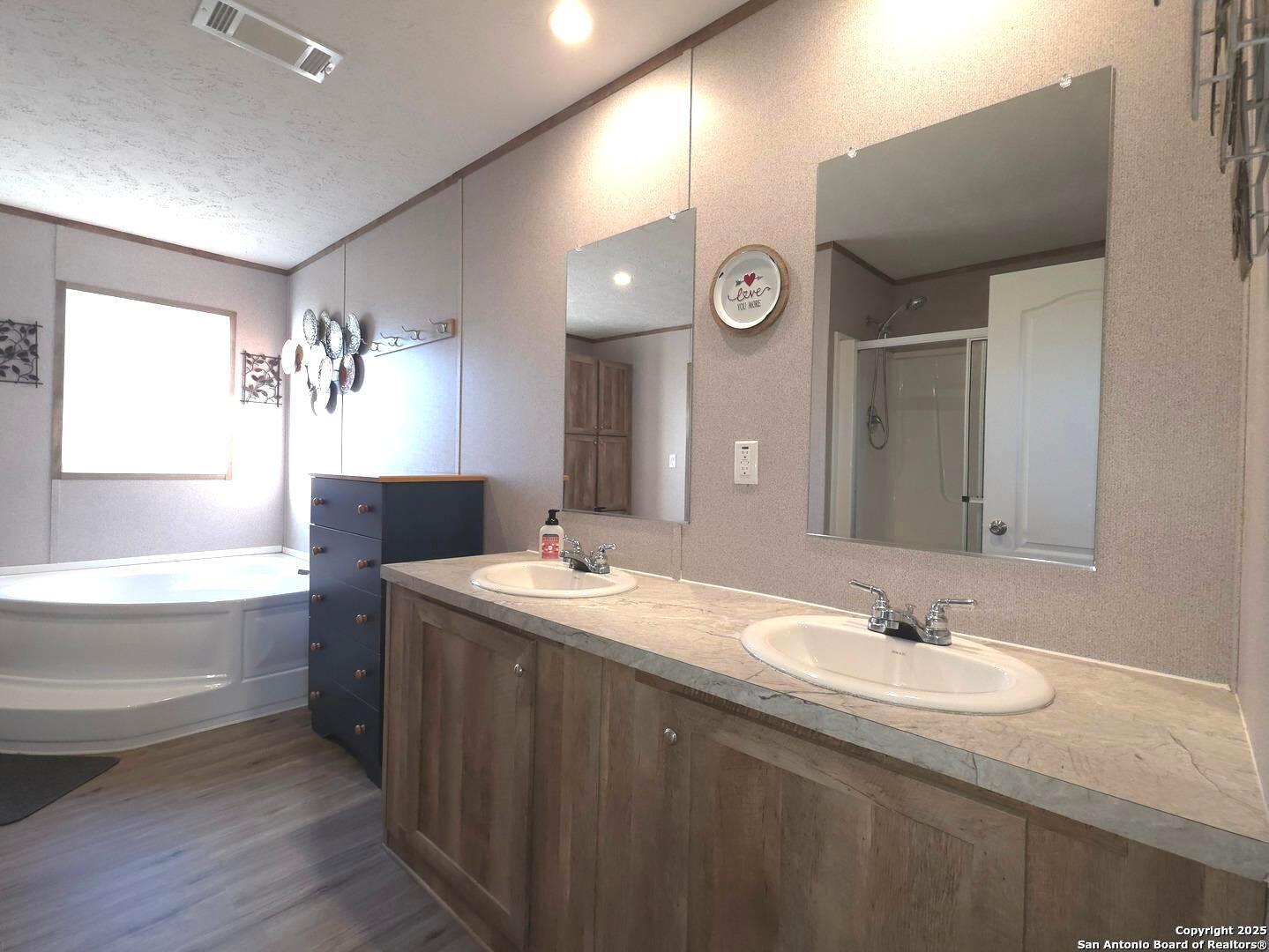 290 River Park Road Luling TX 78648