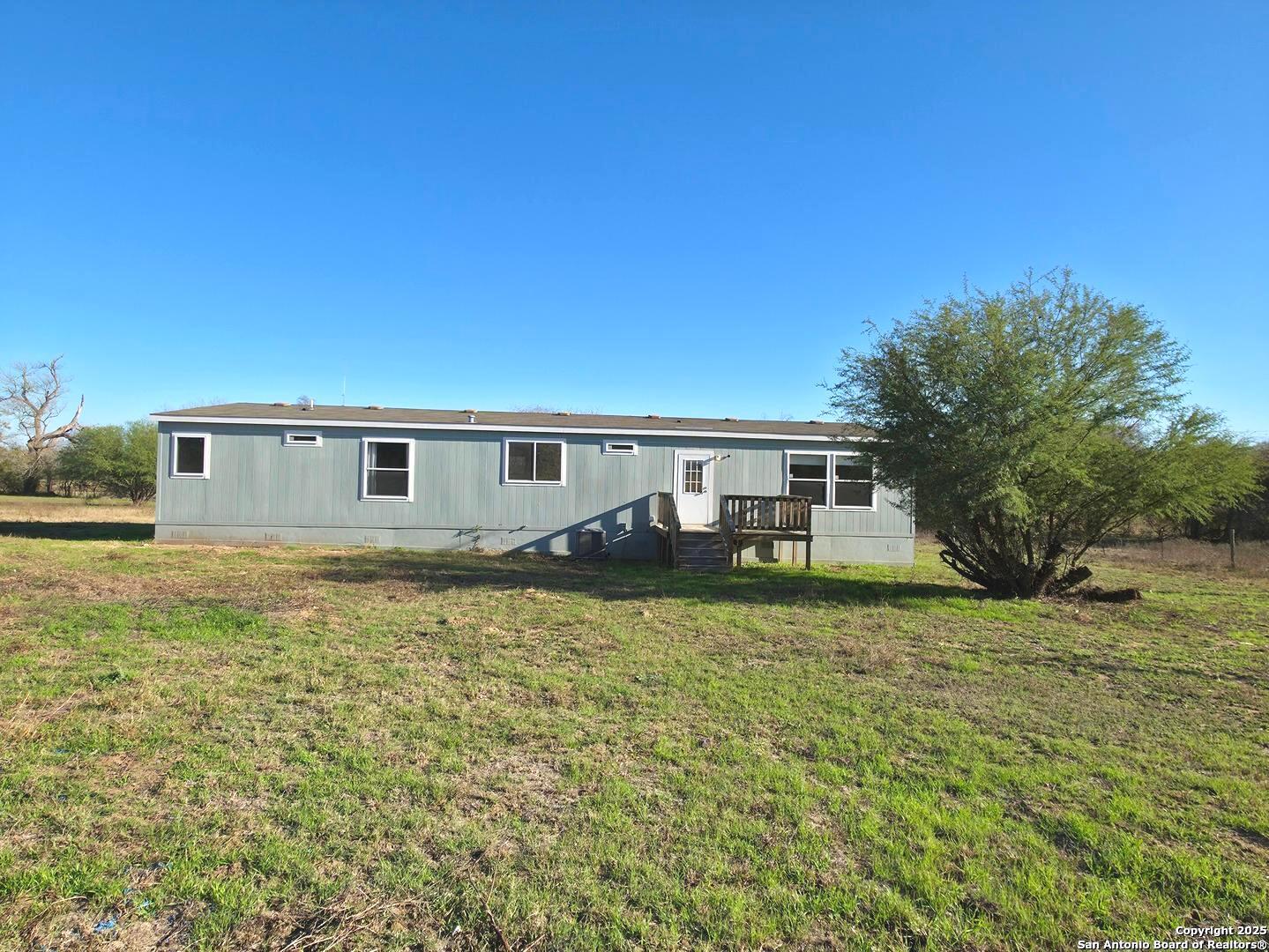 290 River Park Road Luling TX 78648
