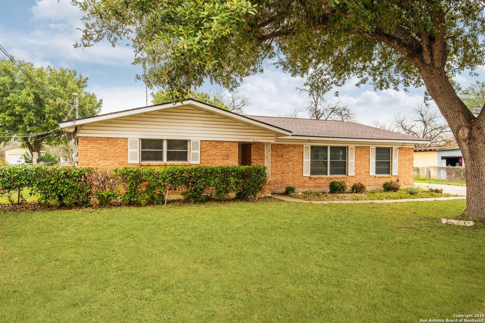 1139 Thompson Place San Antonio TX 78226