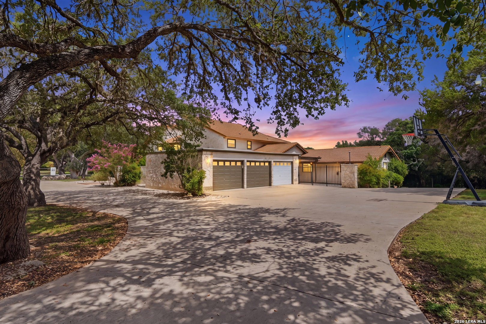 2934 Scattered Oaks Street San Antonio TX 78232