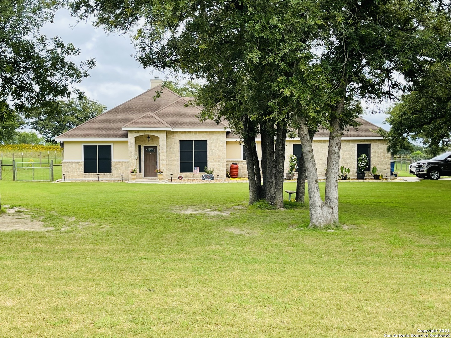 128 Sendera Crossing La Vernia TX 78121