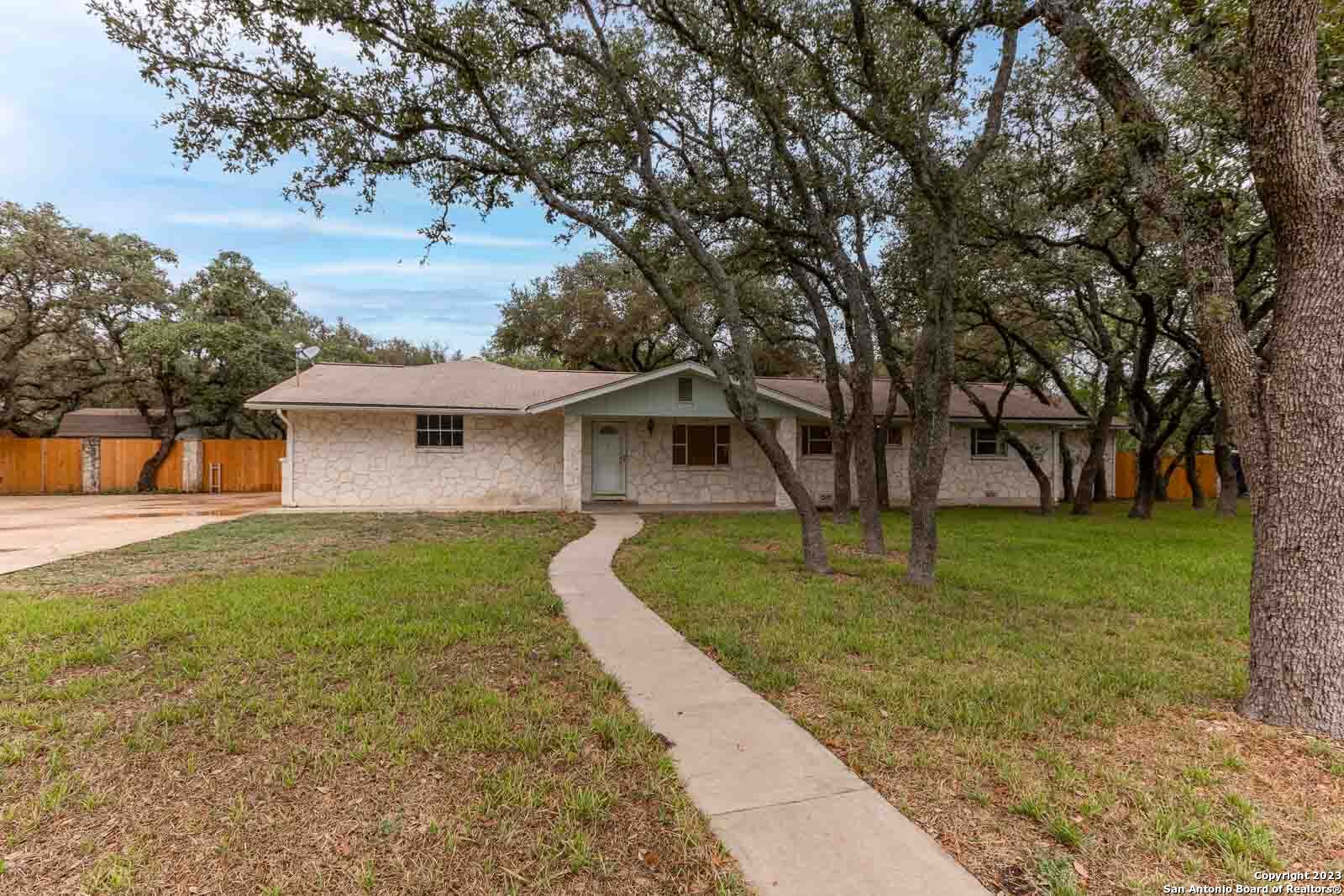 225 Mecca Drive San Antonio TX 78232