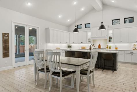 10006 Sarah Place Boerne TX 78006