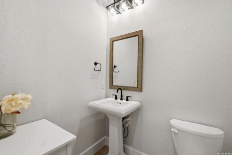 10006 Sarah Place Boerne TX 78006