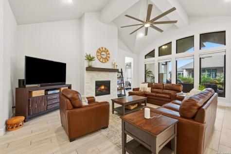 10006 Sarah Place Boerne TX 78006