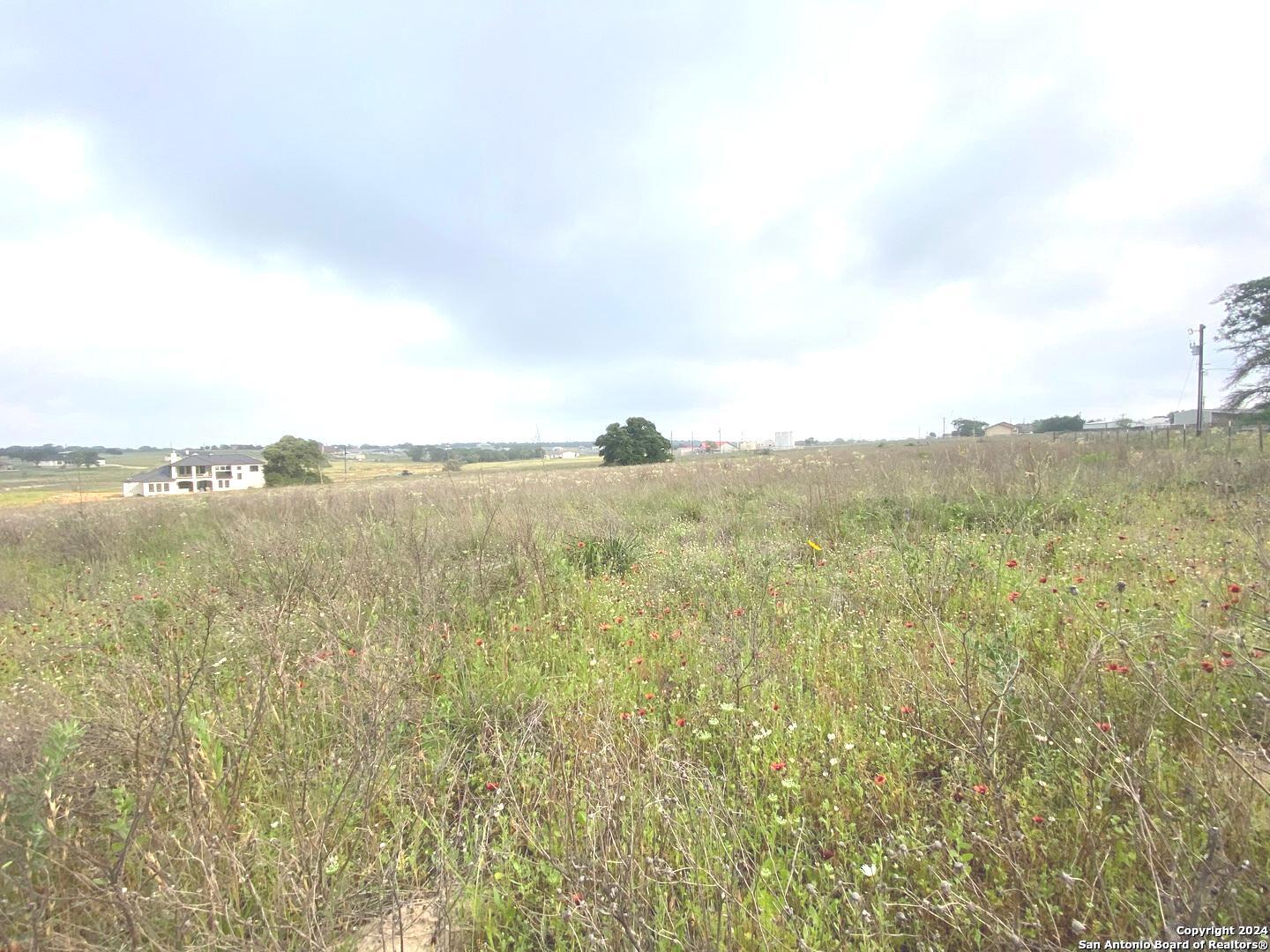 618 Lakeridge Lane La Vernia TX 78121